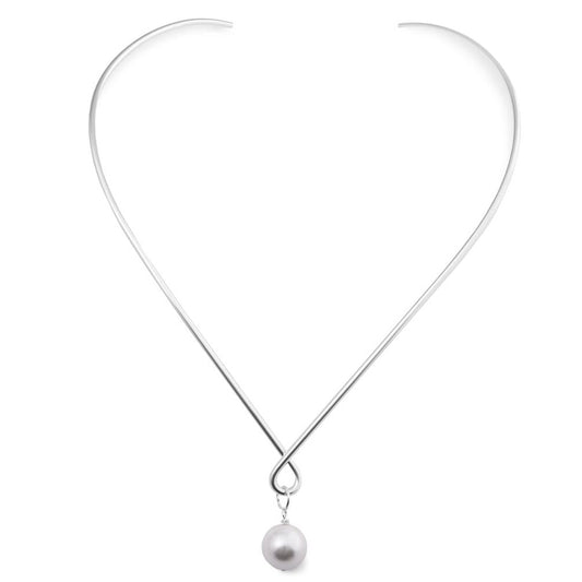 White 20mm Pearl Twisted 'V' Shaped Choker